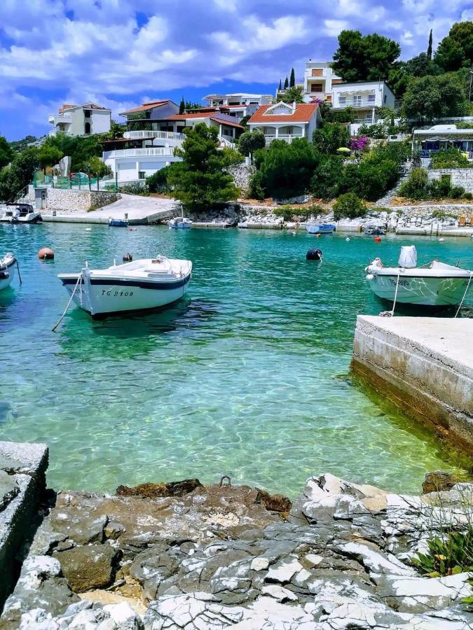 מרינה Apartments By The Sea Sevid, Trogir - 16897 מראה חיצוני תמונה