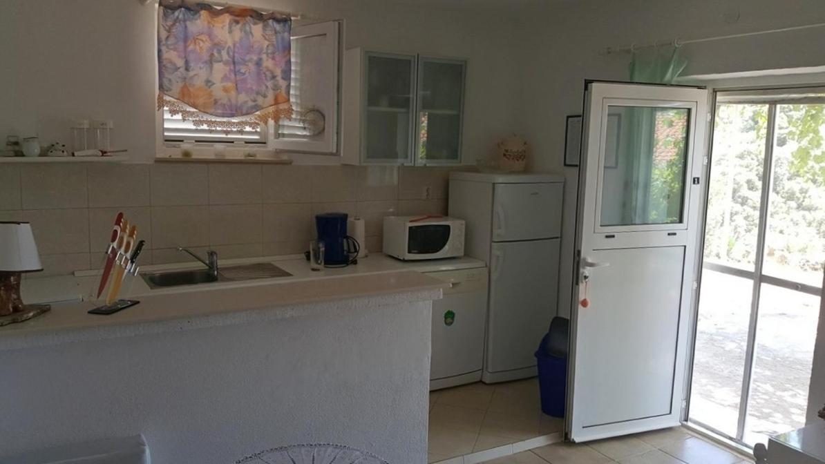 מרינה Apartments By The Sea Sevid, Trogir - 16897 מראה חיצוני תמונה